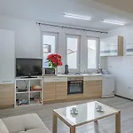 Peti 아파트 *