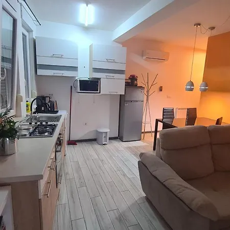 Apartment Peti Pula