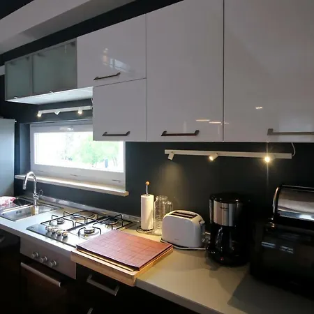 Peti Apartment *